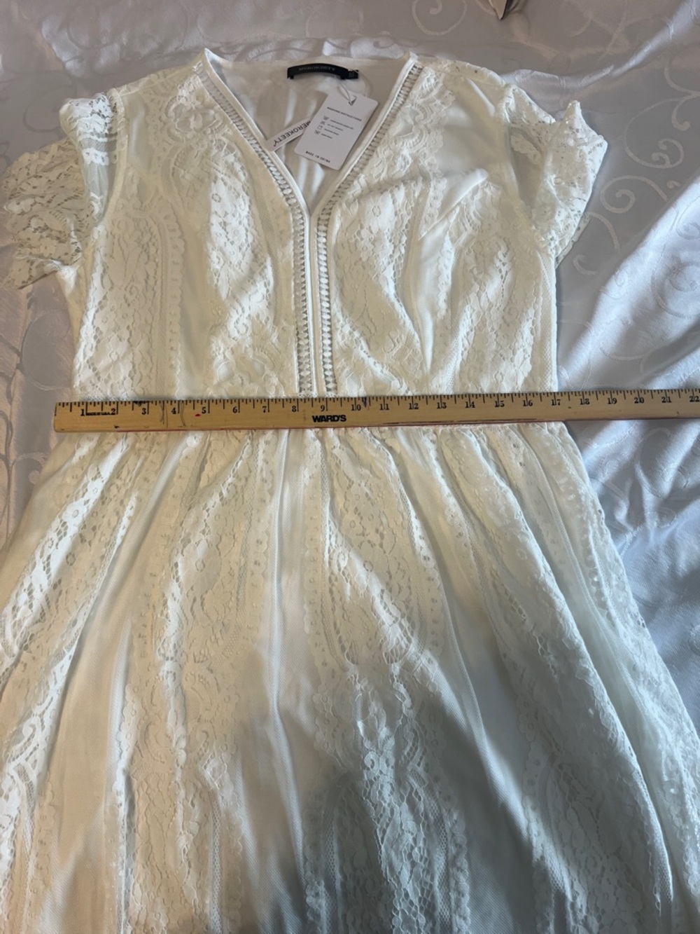 White Lace V-Neck Short Sleeve Dress - Picture 7 of 7